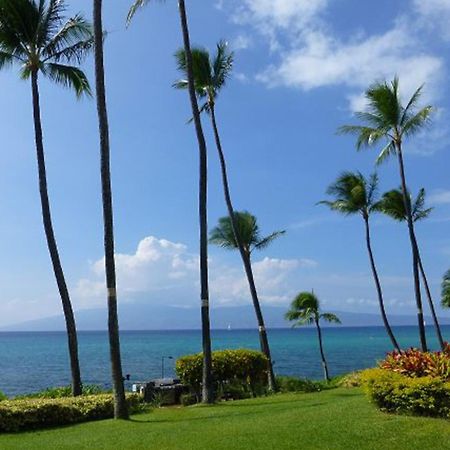 Mahina Surf Apartment Kahana Room photo