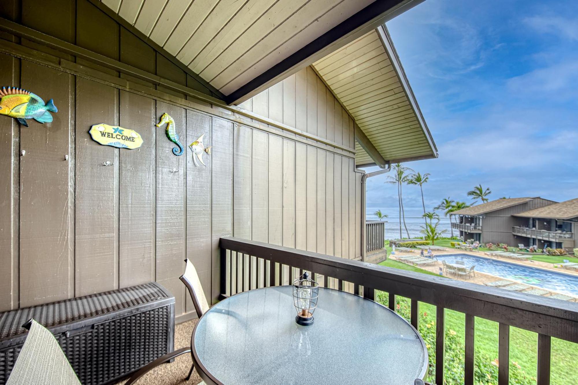 Mahina Surf Apartment Kahana Room photo